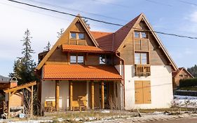 Casa Bogat Haz